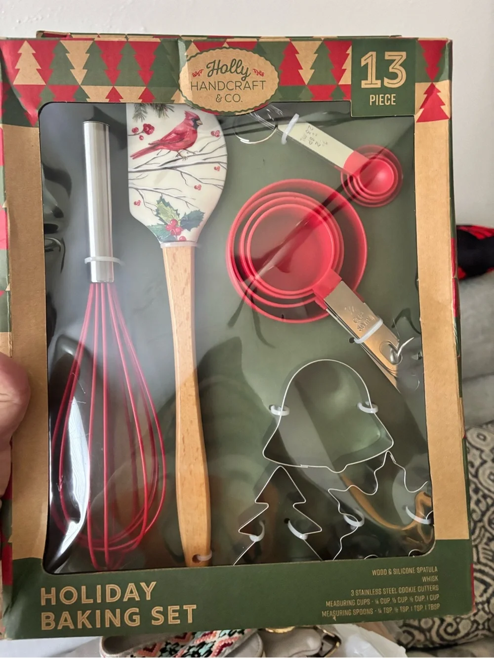 Holly hand craft 13 piece